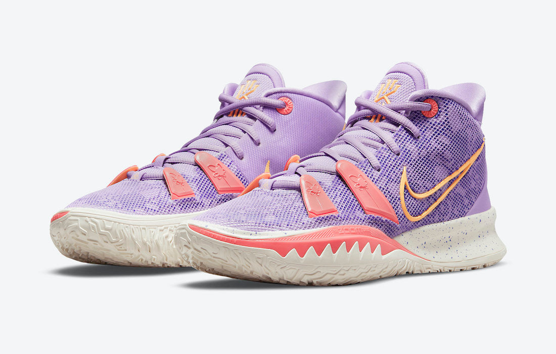 NIKE KYRIE 7 „TÖCHTER“ SNEAKERS