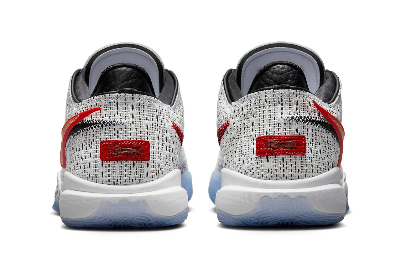 NIKE LEBRON 20 „DAS DEBÜT“