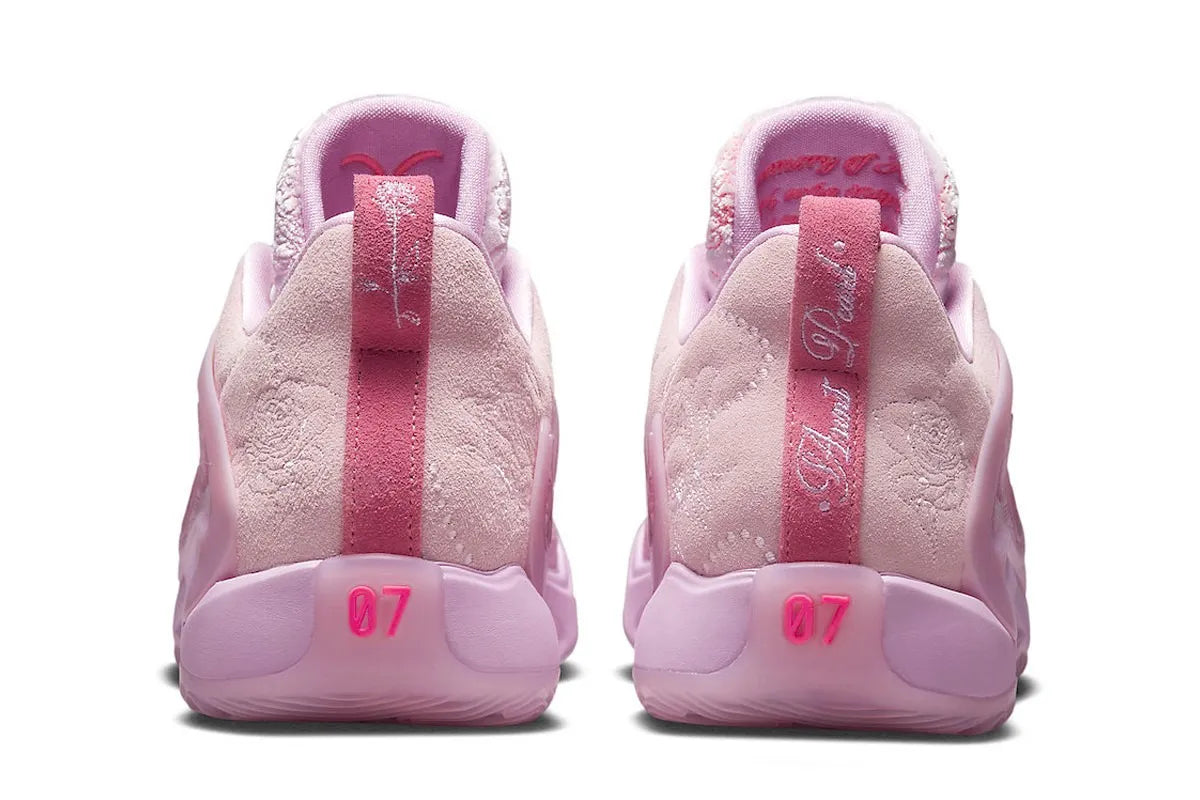 NIKE KD 15 „AUNT PEARL“