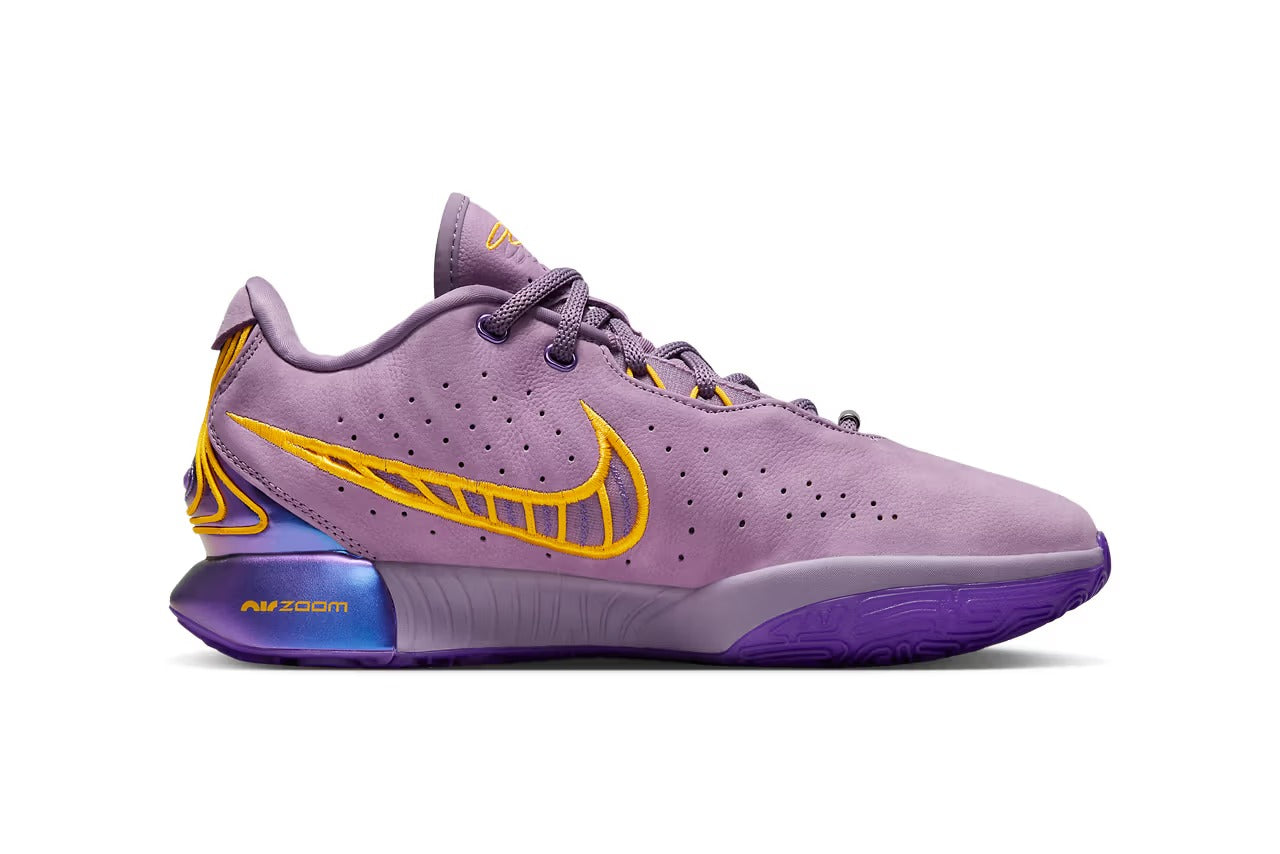 NIKE LEBRON 21 „Lila Regen“