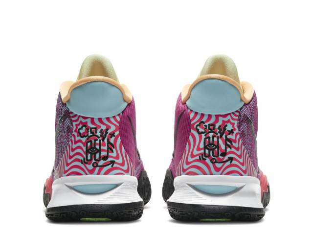 NIKE KYRIE 7 „CREATOR“ SNEAKERS 