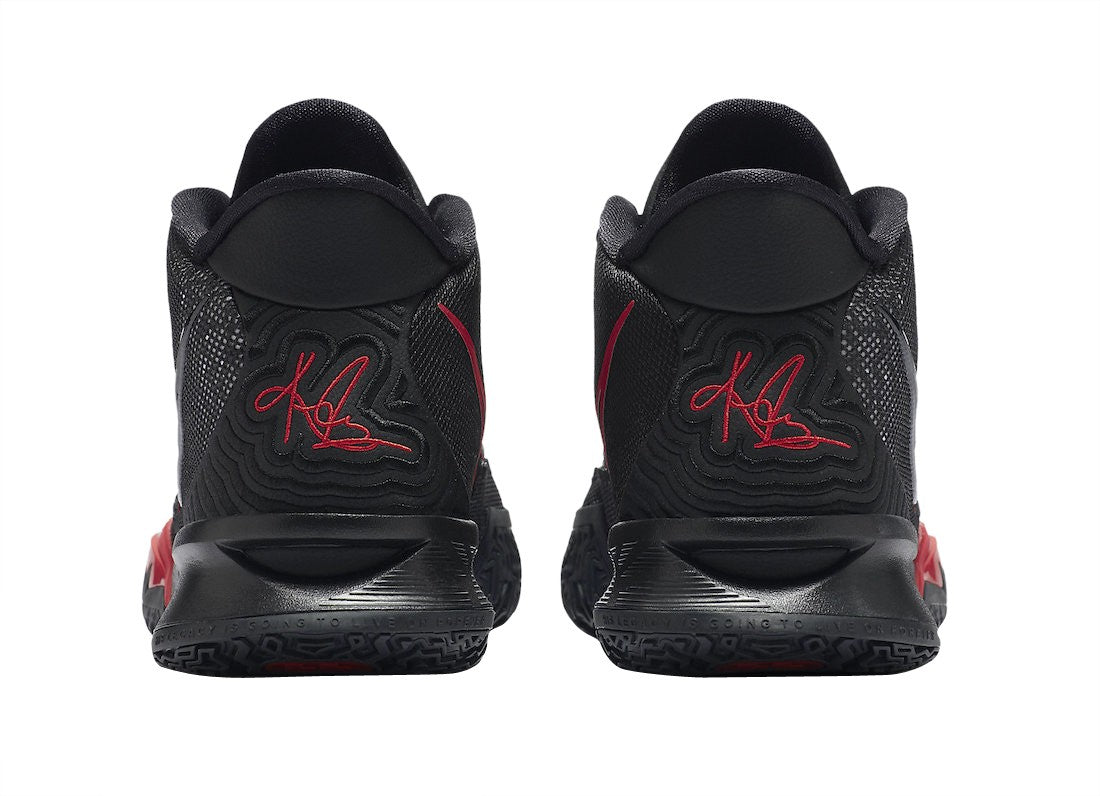 NIKE KYRIE 7 „BRED“ SNEAKERS 