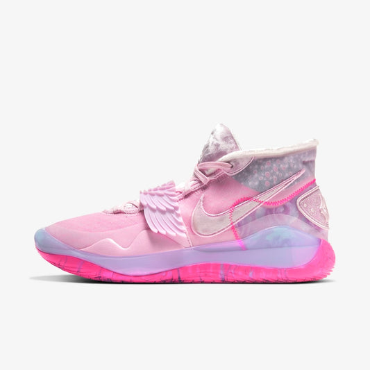 NIKE ZOOM KD 12 „TANTE PEARL“ SNEAKERS