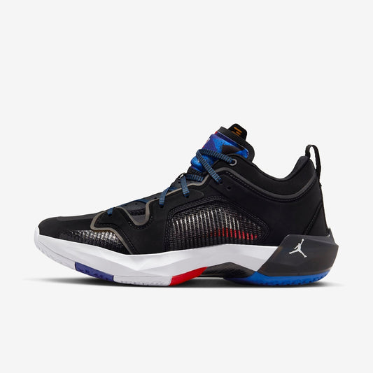 AIR JORDAN XXXVII NIEDRIG