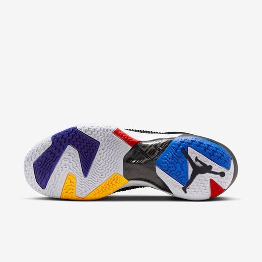 AIR JORDAN XXXVII NIEDRIG